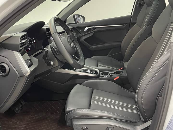 Audi A3 2021 Sportback 35 TFSI Sport — фото 12