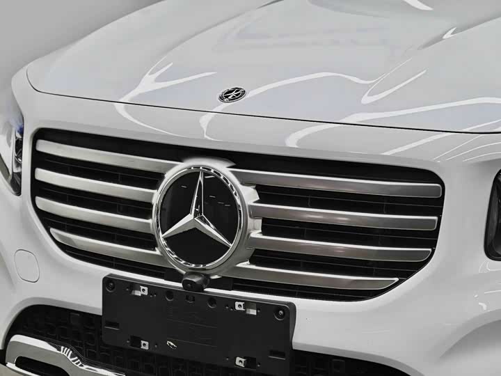 Mercedes-Benz GLB 2024 GLB 220 — фото 4