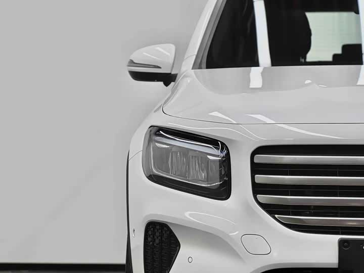 Mercedes-Benz GLB 2024 GLB 220 — фото 3