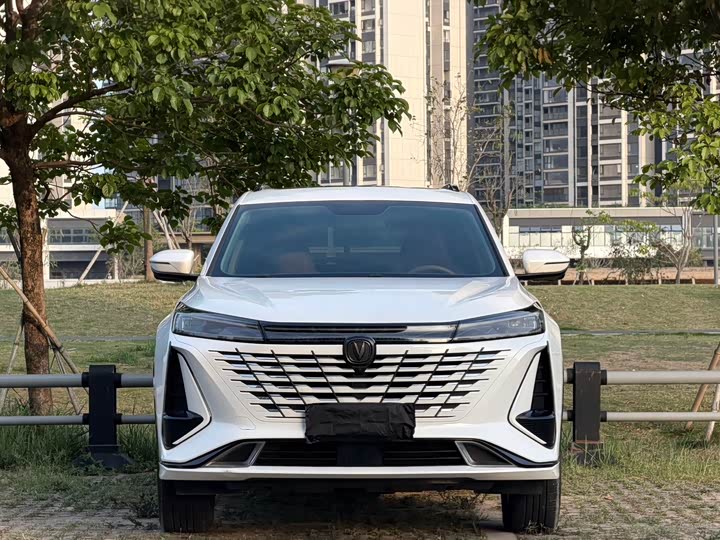 Changan CS75 PLUS 2023 1.5 T ATPremium — фото 2