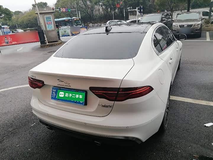 Jaguar XEL 2020 2.0 T 250 PS SE — фото 4