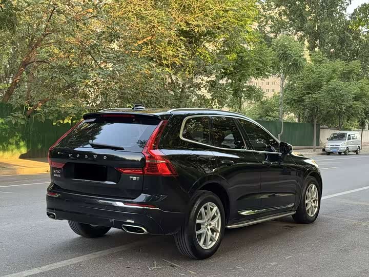 Volvo XC60 2021 T 5 4 WD — фото 4