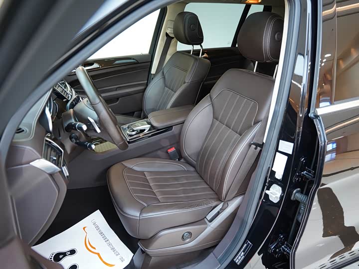 Mercedes-Benz GLS 2017 GLS 400 4 MATIC — фото 18