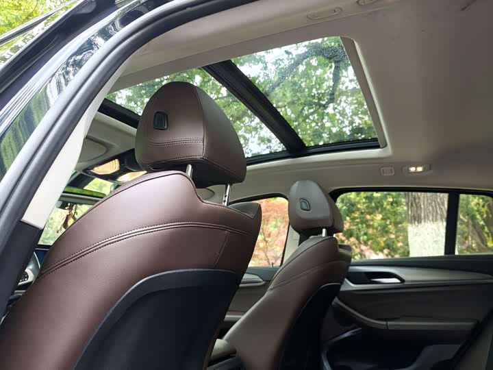 BMW X4 2020 x Drive 25i M — фото 11