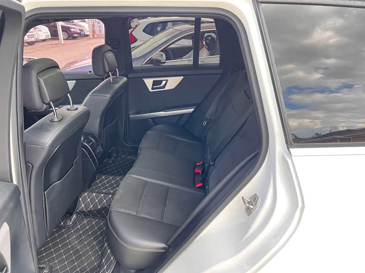 Mercedes-Benz GLK-Class 2015 GLK 260 4 MATIC — фото 16