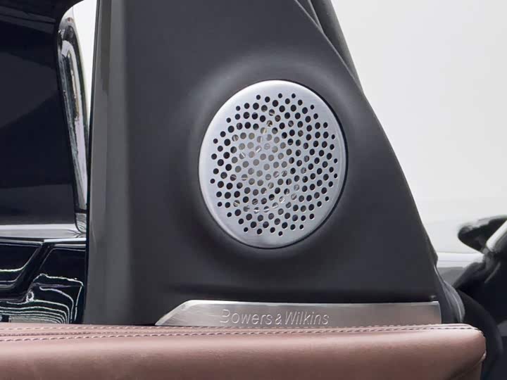 BMW XM — фото 19