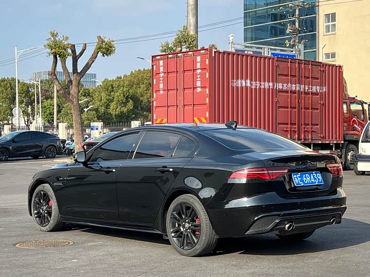 Jaguar XEL 2024 2.0 T 250 PS R-DYNAMIC S — фото 6