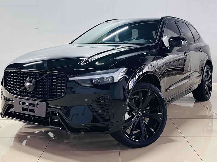 Volvo XC60 Hybrid 2025 Hybrid 4 WD — фото 1