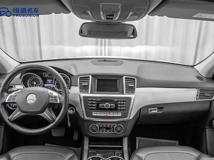 Mercedes-Benz M-Class 2014 ML 320 4 MATIC — фото 13