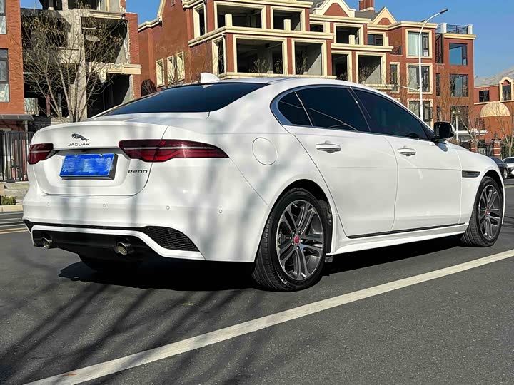 Jaguar XEL 2020 2.0 T 200 PS R-DYNAMIC S — фото 7