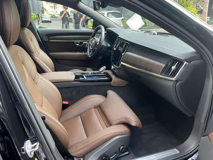 Volvo S90 Hybrid 2025 Hybrid 4 WD — фото 6