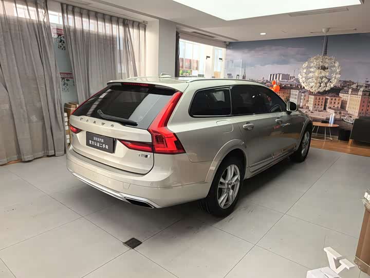 Volvo V90 2019 Cross Country T 5 AWD V — фото 19