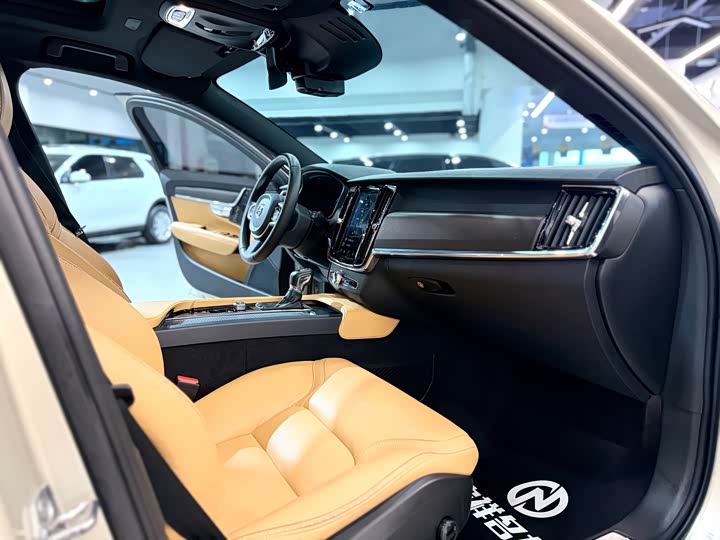 Volvo V90 2019 Cross Country T 5 AWD V — фото 17