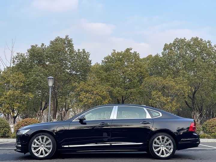 Volvo S90 Hybrid 2019 T 8 E Hybrid 3 V — фото 4