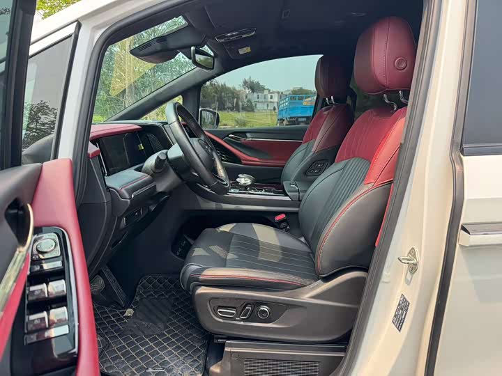 Trumpchi M8 2023 400 T — фото 9