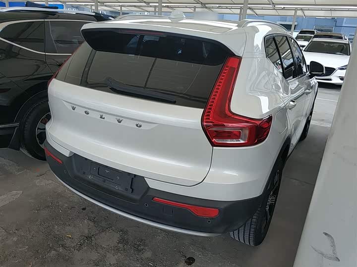 Volvo XC40 2020 T 3 — фото 5
