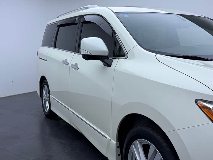Nissan Quest — фото 35