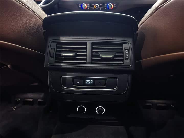 Audi Q7 2018 40 TFSI Comfort — фото 24