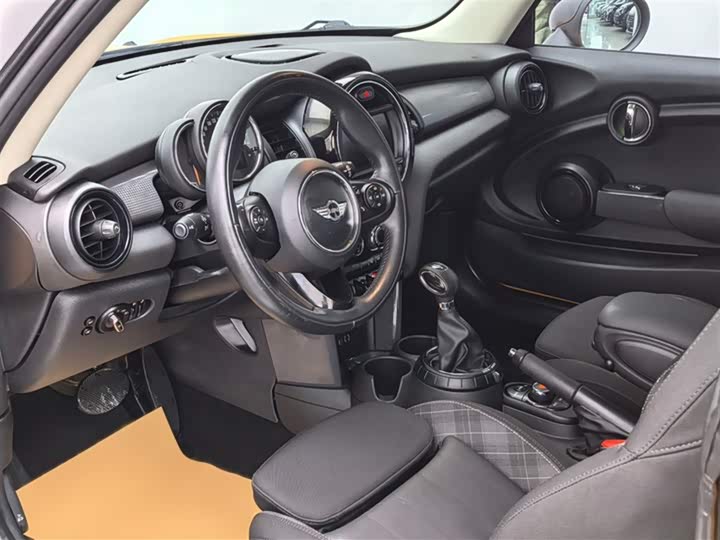 MINI Hatch — фото 18