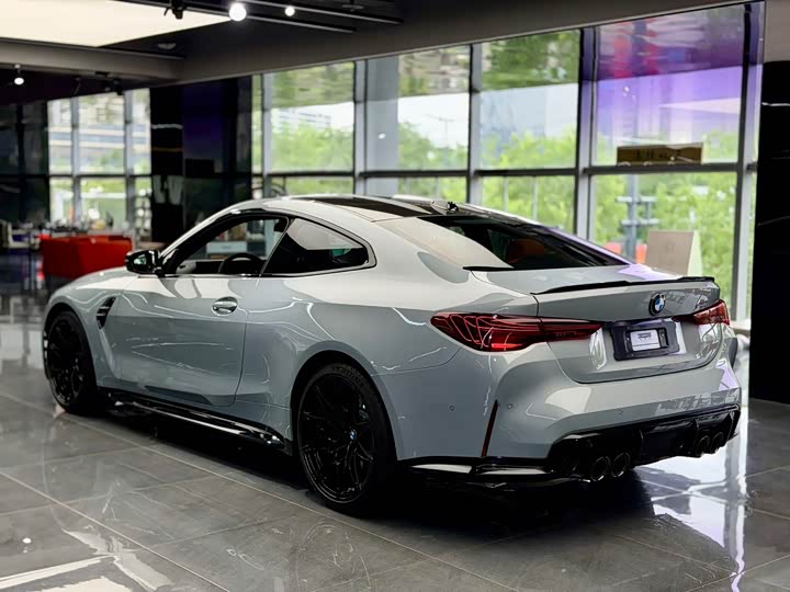 BMW M4 M xDrive — фото 9