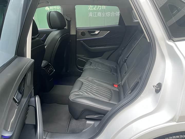 Hongqi HS5 2023 2.0 T Pro — фото 20