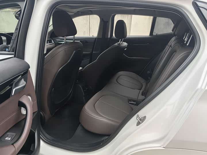 BMW X2 2022 s Drive 25i M — фото 14
