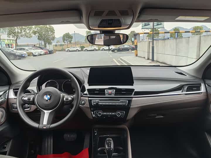 BMW X2 2022 s Drive 25i M — фото 17