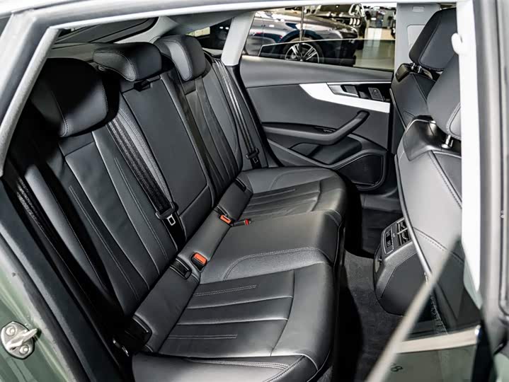 Audi A5 2023 Sportback 40 TFSI quattro — фото 23