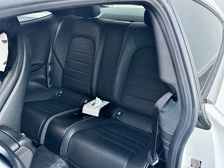 Mercedes-Benz C-Class C 200 — фото 9