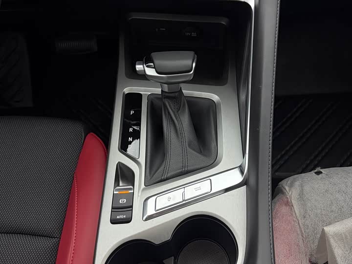 Changan CS35 PLUS 2023 1.4 T DCTLuxury — фото 10