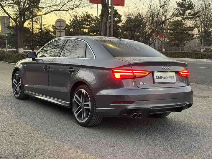 Audi A3 2020 Limousine 35 TFSI V — фото 5