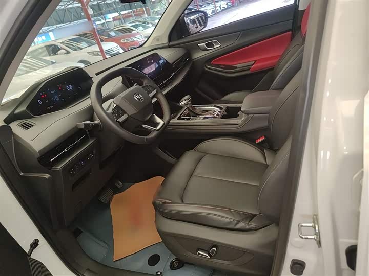Changan CS55 PLUS 2022 1.5 T DCTLuxury — фото 15
