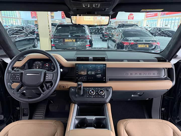 Land Rover Defender — фото 13