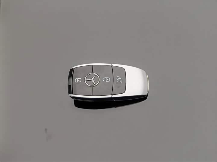 Mercedes-Benz E-Class рестайлинг E 260 L 4MATIC — фото 19