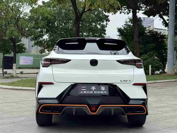 Changan UNI-T 2022 1.5 T Premium — фото 5