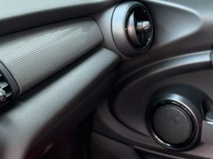 MINI Hatch — фото 16