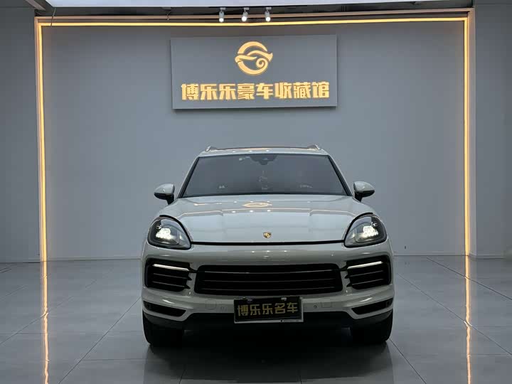 Porsche Cayenne 2019 Cayenne 3.0 T — фото 2