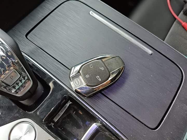 Trumpchi GS8 2022 2.0 TGDI 2 WD ( ) — фото 13