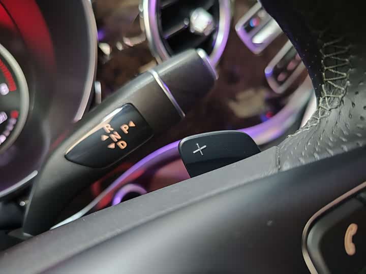 Mercedes-Benz V-Class 2018 V 260 L VI — фото 20
