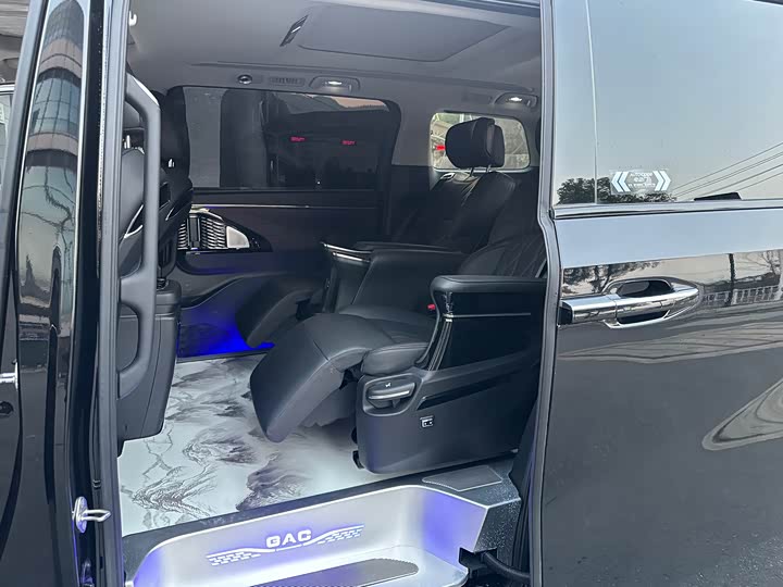 Trumpchi M8 2024 400 T — фото 12
