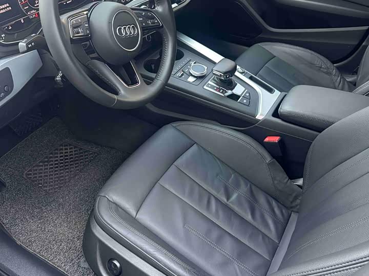 Audi A4L 2018 30 40 TFSI — фото 10