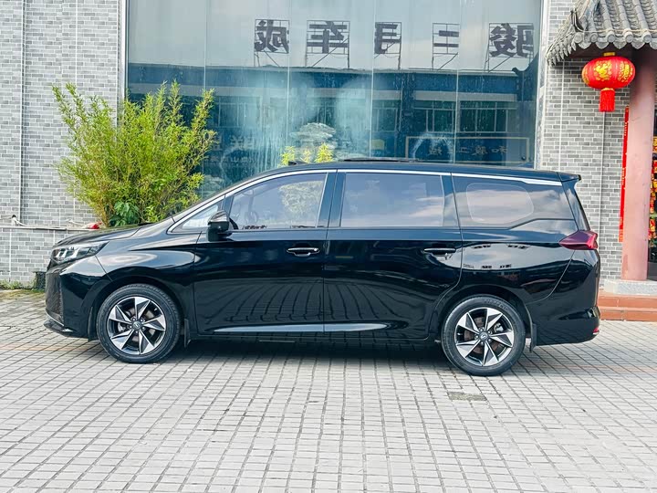 Trumpchi M6 2021 270 T DCT ( ) — фото 3