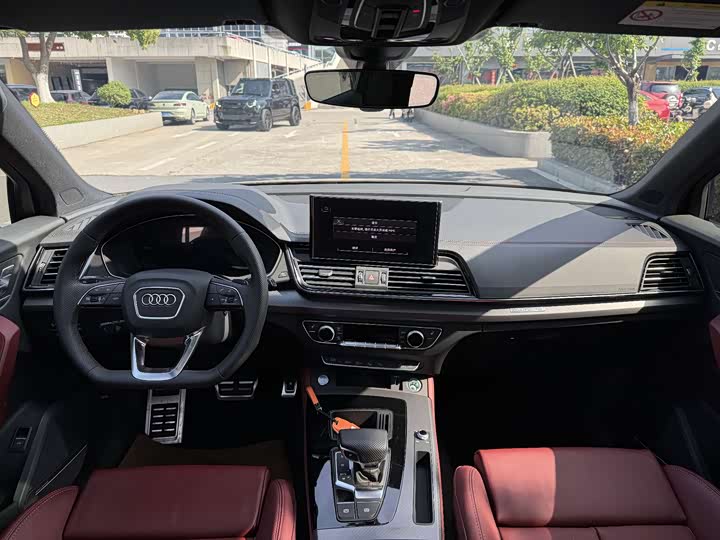 Audi Q5L 2024 45 TFSI — фото 14