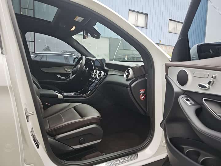 Mercedes-Benz GLC 2022 GLC 260 L 4 MATIC — фото 8