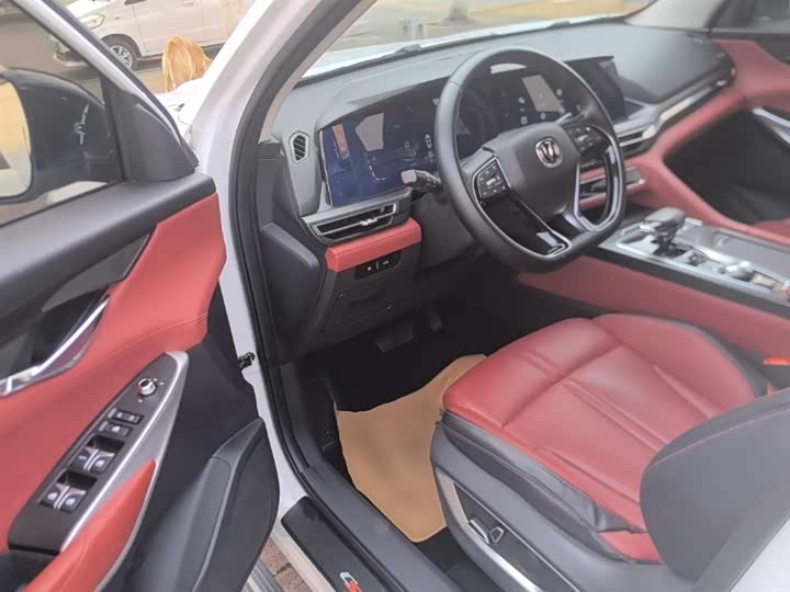 Changan CS75 PLUS 2021 2.0 T AT — фото 16