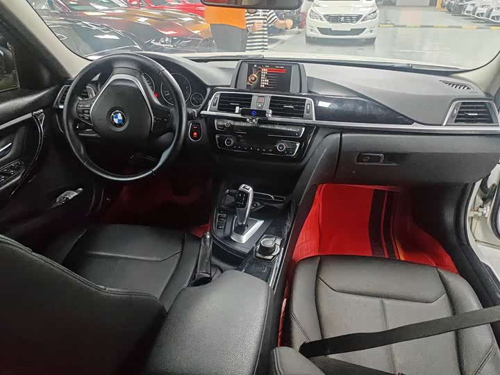 BMW 3 Series 320Li стиль — фото 4