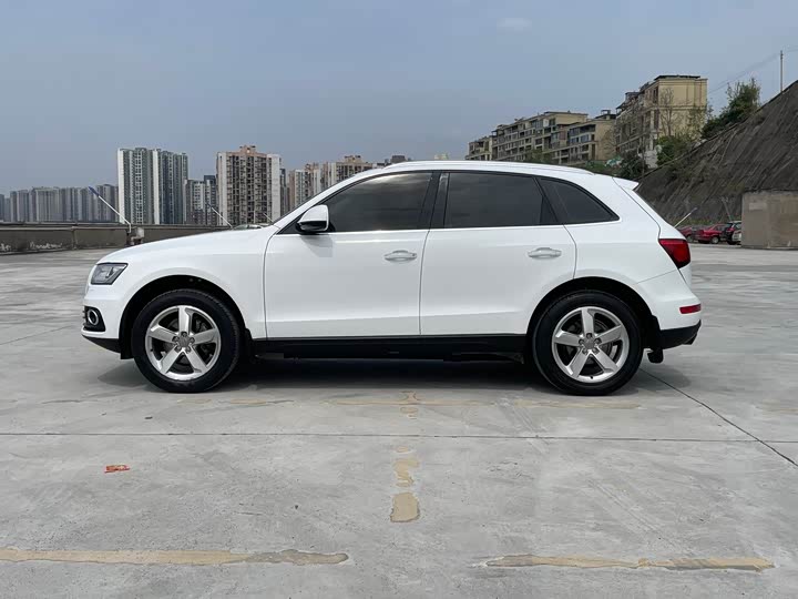 Audi Q5 2016 40 TFSI — фото 4