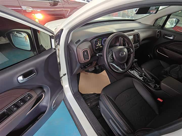 Trumpchi GS3 2017 200 T AT — фото 13