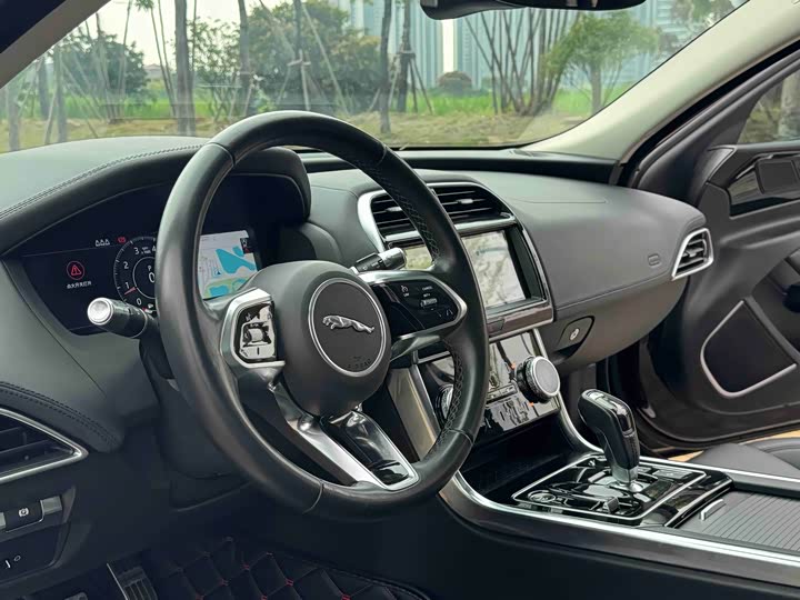 Jaguar XEL 2021 2.0 T 250 PS R-DYNAMIC SE — фото 14