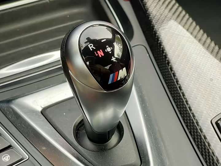 BMW M4 — фото 12